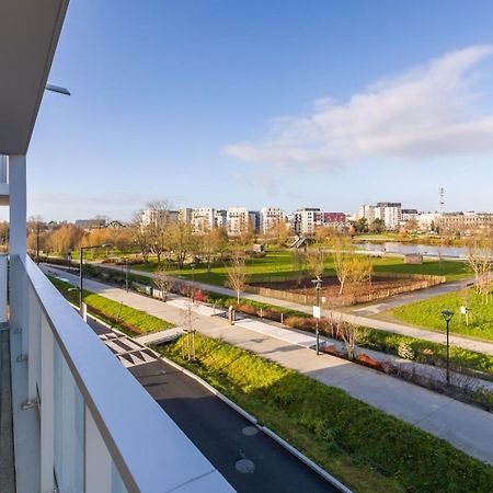 Le Rio, Appartement Avec Terrasse & Parking Rennes Exteriör bild