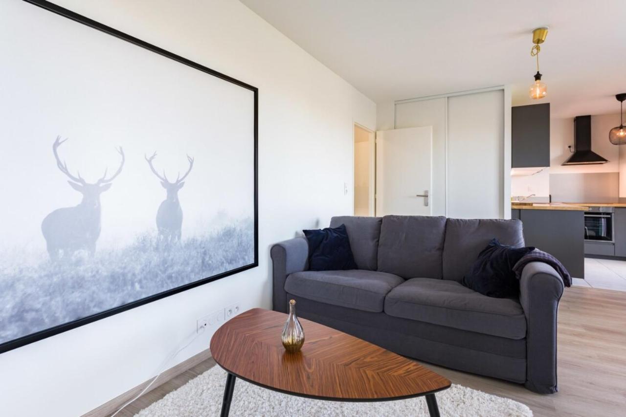 Le Rio, Appartement Avec Terrasse & Parking Rennes Exteriör bild