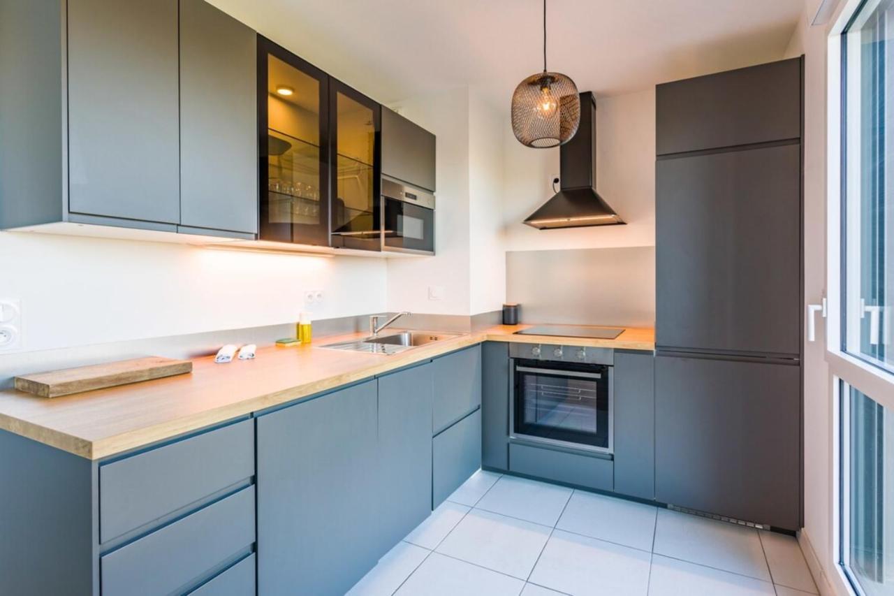 Le Rio, Appartement Avec Terrasse & Parking Rennes Exteriör bild