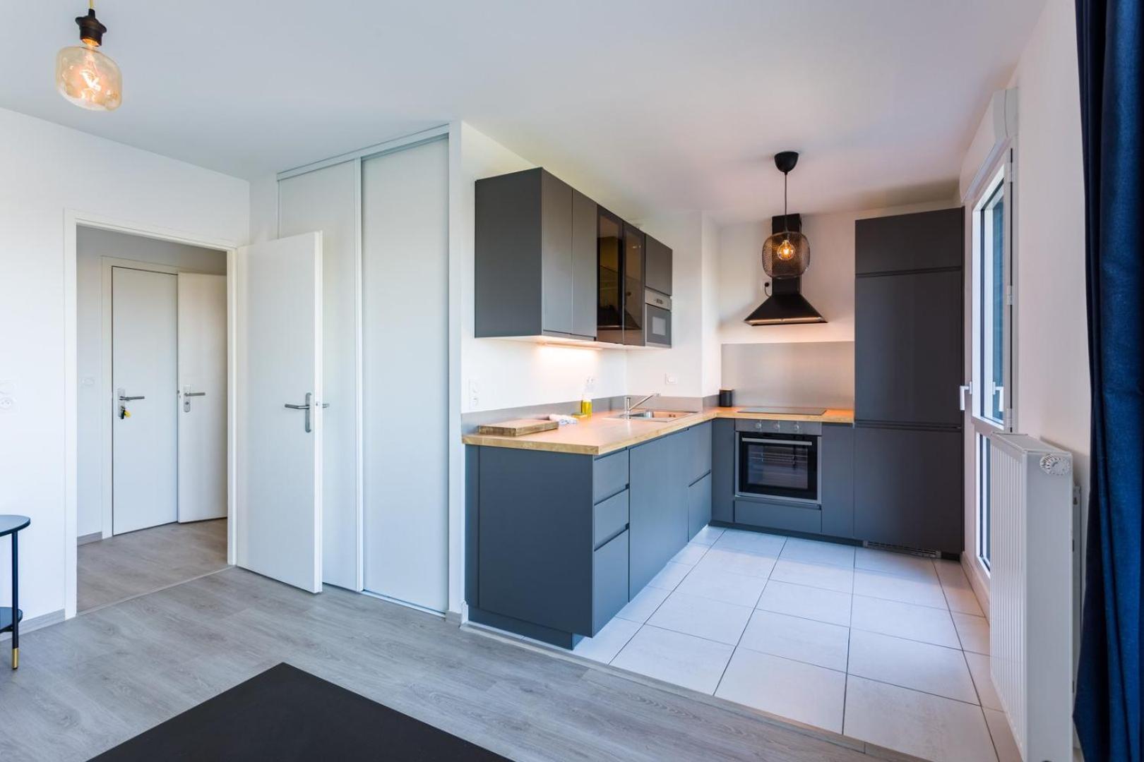 Le Rio, Appartement Avec Terrasse & Parking Rennes Exteriör bild