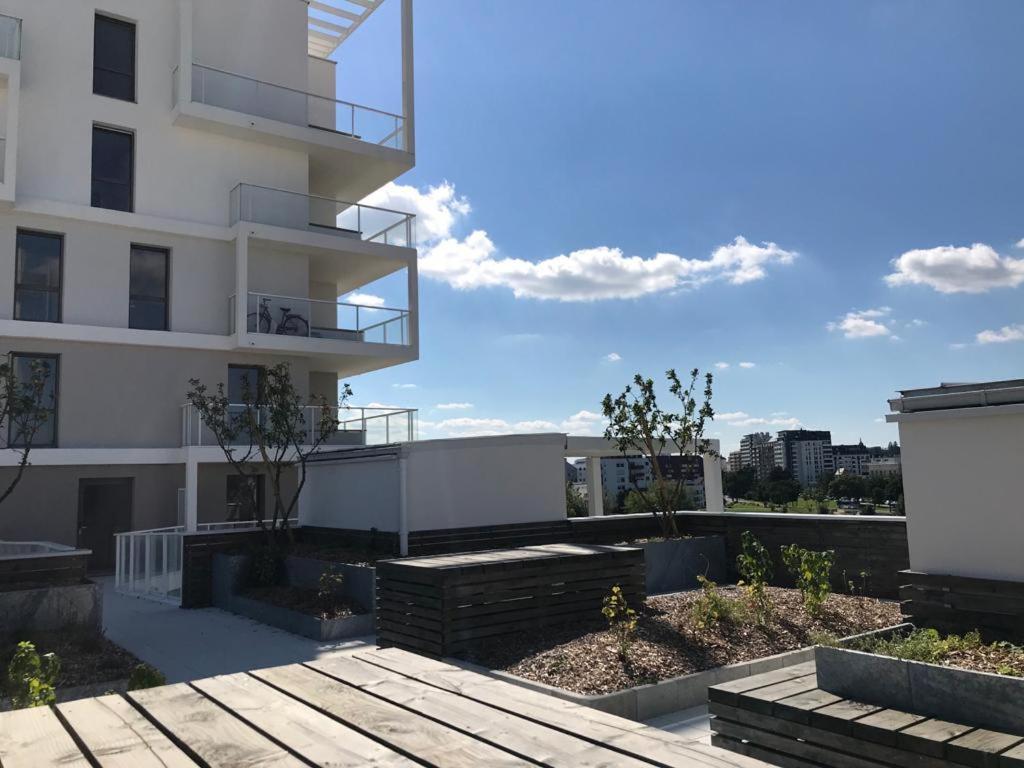 Le Rio, Appartement Avec Terrasse & Parking Rennes Exteriör bild