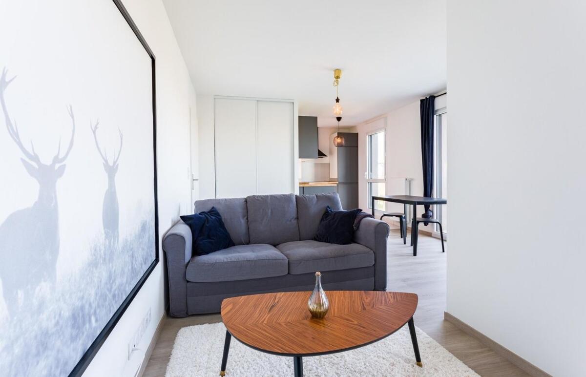 Le Rio, Appartement Avec Terrasse & Parking Rennes Exteriör bild
